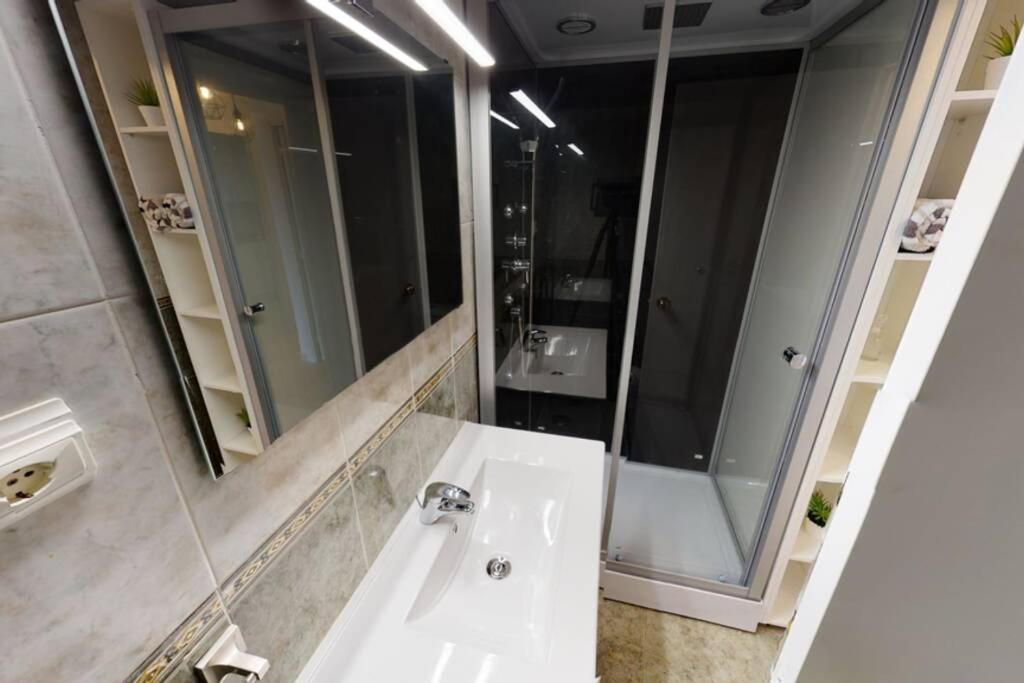 Malibu - 6 Personnes - Luxury Apartment Miami Playa Exterior foto